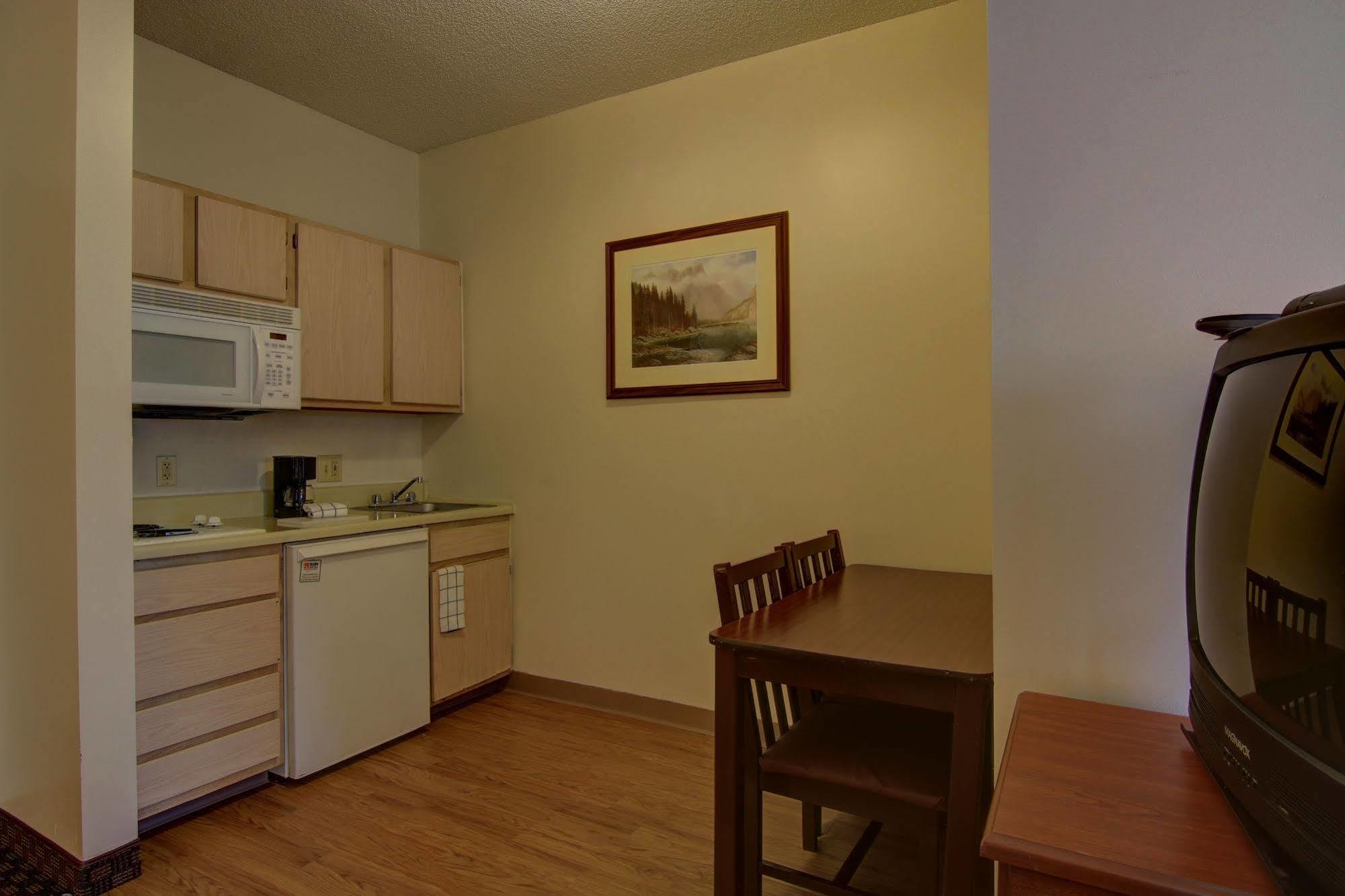 Intown Suites Extended Stay Atlanta Ga - Дълут Екстериор снимка